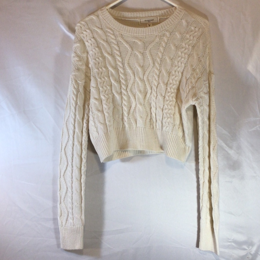 No comment women’s medium cable knit cropped sweater balletcore clean girl cozy